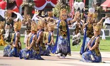 Tari Jejer Gandrung Kembang Menur Sihir Gedung Grahadi 
